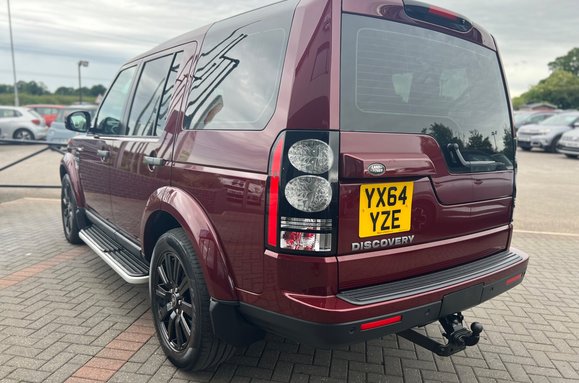 Land Rover Discovery SDV6 SE AUTO 7 SEATER 12