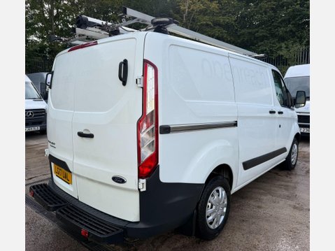 Ford Transit Custom 2.0 TDCi 250 Panel Van 5dr Diesel Manual L1 H1 (163 g/km, 104 bhp) 11