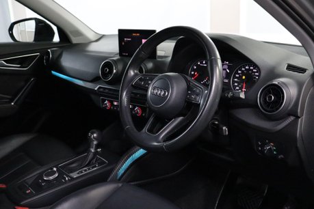 Audi Q2 TFSI S LINE EDITION 1 5