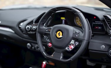 Ferrari 488 GTB 11
