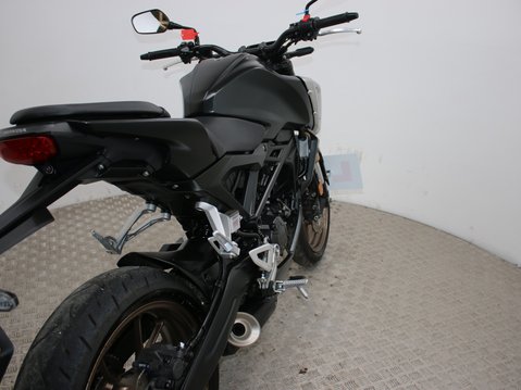 Honda CB125R CB 125 F NA-M 30