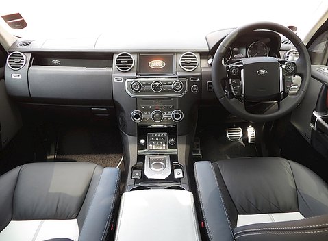 Land Rover Discovery SDV6 HSE Luxury 12