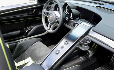 Porsche 918 Spyder 25