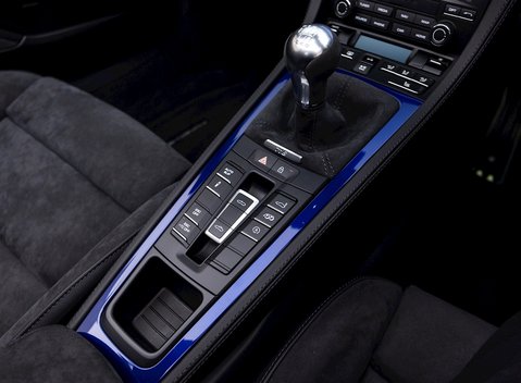Porsche 718 Boxster Spyder 20