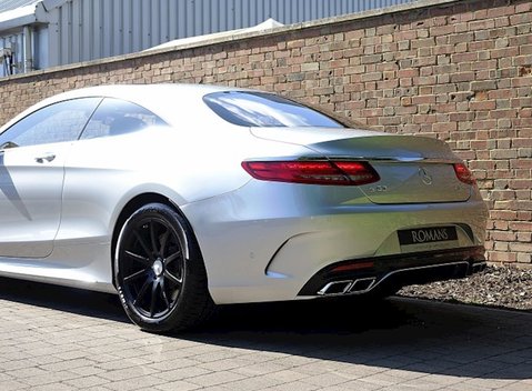 Mercedes-Benz S Class S63 Coupe 3