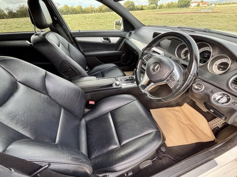 Mercedes-Benz C Class C220 CDI BLUEEFFICIENCY AMG SPORT Estate 9