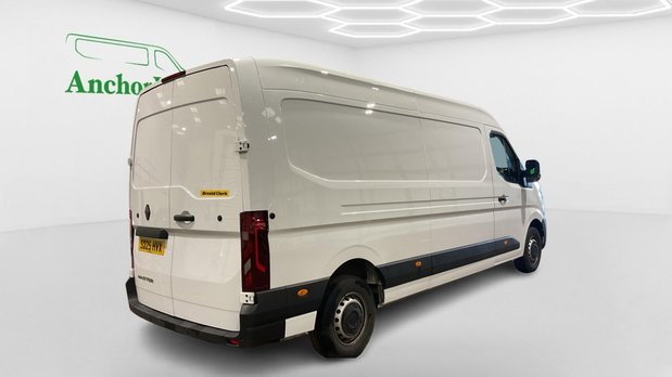 Renault Master LWB L3H2 Medium Roof Advance Air Con Sensors EURO 6 4