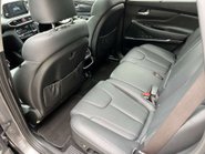 Hyundai SANTA FE 2.2 Santa Fe Premium SE CRDi Auto 4WD 5dr 42