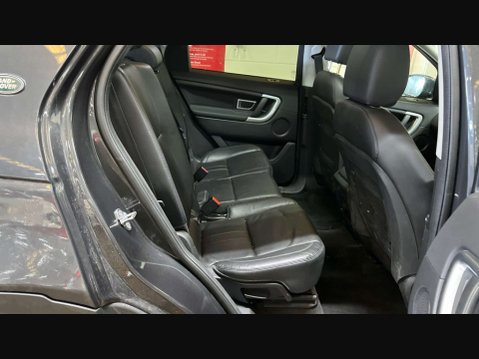 Land Rover Discovery Sport 2.0 Discovery Sport Black HSE SD4 Auto 4WD 5dr 10