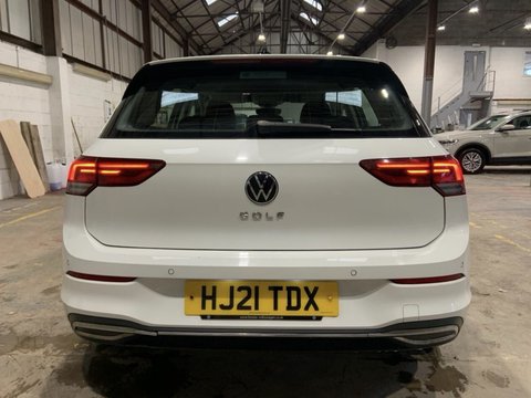 Volkswagen Golf STYLE TSI 6