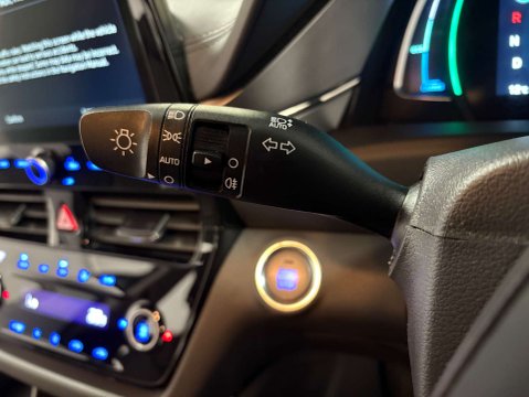 Hyundai IONIQ 1.6 IONIQ Premium SE FHEV Semi-Auto 5dr 20