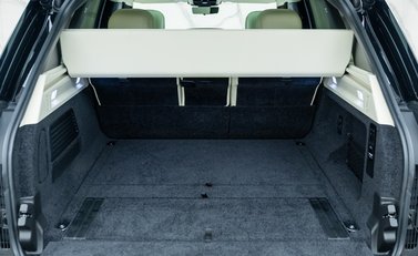 Land Rover Range Rover P510e First Edition 40