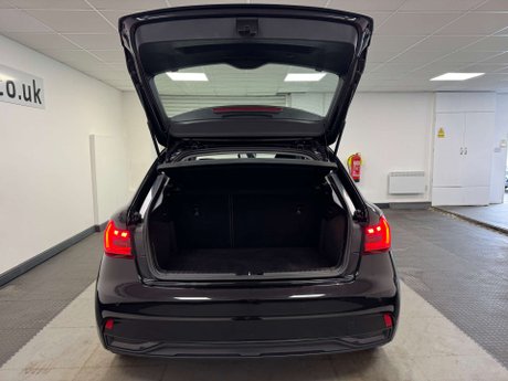 Audi A1 1.0 A1 Sportback 25 TFSI Sport 5dr 29