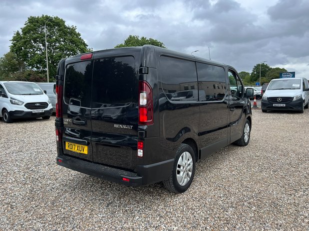 Renault Trafic Crew Cab SWB L1H1 Sport SL27 Air Con Alloys Nav Se 6