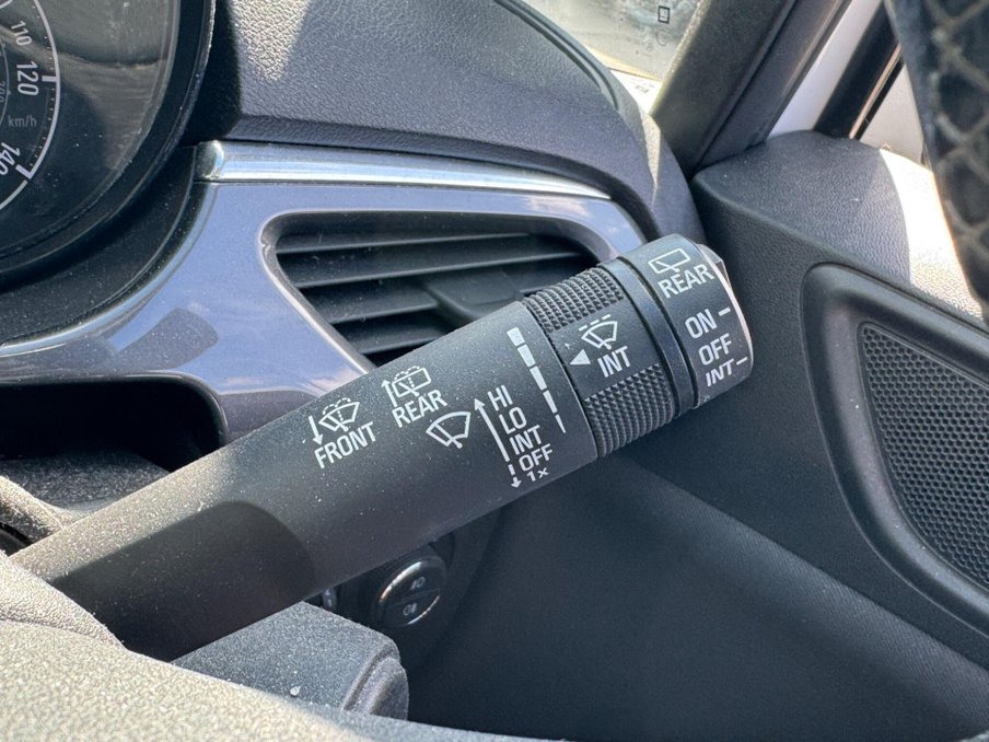 2016 Vauxhall Corsa — image 25