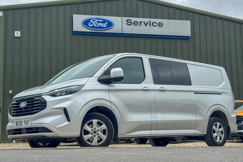 Ford Transit Custom Crew Cab LWB L2H1 Low Roof Limited 320 Air Con Alloys EURO 6