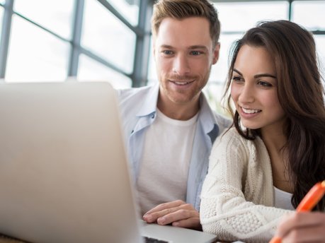 What is the difference between a prime loan and a subprime loan for a car?