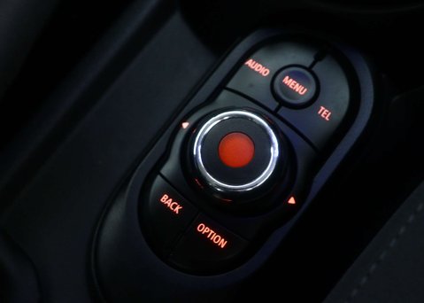 Mini Hatch 1.5 Cooper D Hatchback 5dr Diesel Auto Euro 6 (s/s) (116 ps) 34