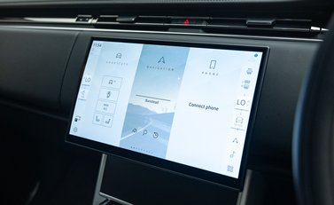 Land Rover Range Rover P615 SV 33