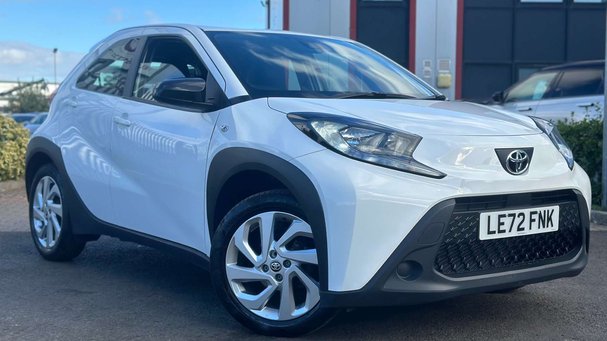 Toyota Aygo X 1.0 VVT-i Pure Hatchback 5dr Petrol x-shift Euro 6 (s/s) (72 ps) Service History