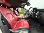 Porsche Macan S PDK 8