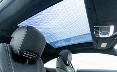 Mercedes-Benz S Class S63 AMG Coupe 14