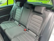 Volkswagen Golf 2.0 Golf R TSi 4Motion Semi-Auto 4WD 5dr 43