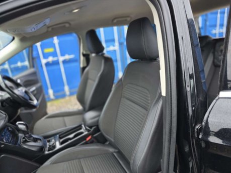 Ford Kuga 2.0 TDCi Titanium SUV 5dr Diesel Powershift AWD Euro 6 (s/s) (180 ps) 39