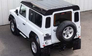 Land Rover Defender 90 Landmark 9