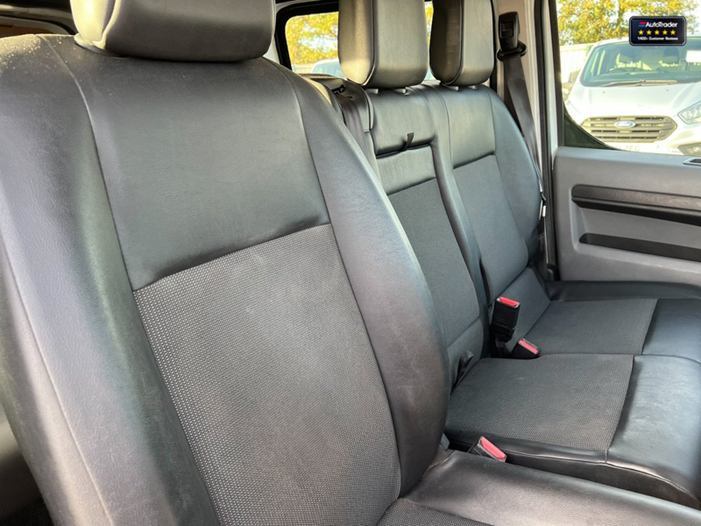 2017 Peugeot ExpertCrew Cab SWB L1H1 Blue Hdi Professional Compact EURO 6 NO VAT — thumbnail 29 of 51