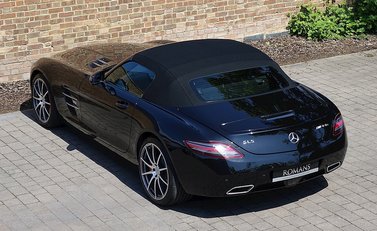 Mercedes-Benz SLS AMG Roadster 3