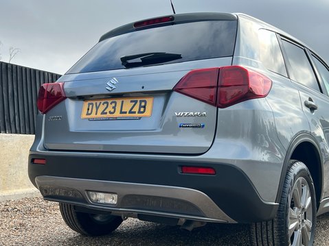 Suzuki Vitara SZ-T 18