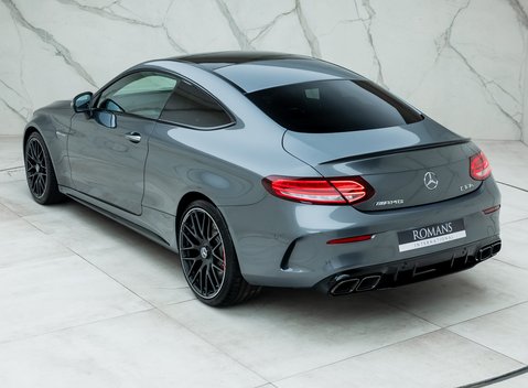 Mercedes-Benz C Class AMG C 63 S Night Edition 9