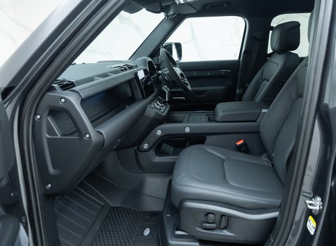 Land Rover Defender 110 V8 Carpathian Edition 15