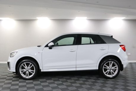 Audi Q2 TFSI S LINE 18