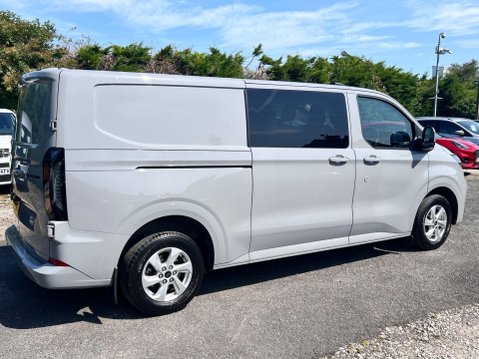 Ford Transit Custom 2.0 320 EcoBlue Limited Crew Van Auto L2 H1 Euro 6 (s/s) 5dr 7
