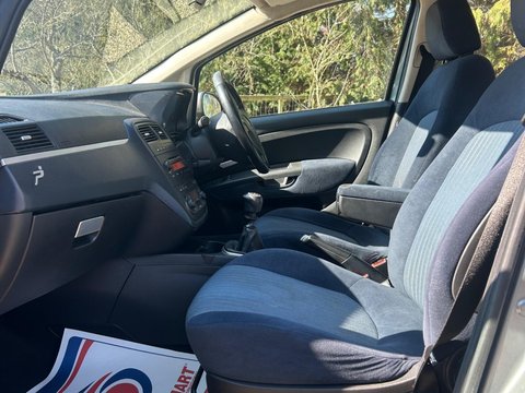 Fiat Grande Punto 1.4 Eleganza 5dr 31