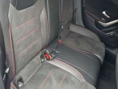 Mercedes-Benz A Class 1.5 A180d AMG Line Hatchback 5dr Diesel 7G-DCT Euro 6 (s/s) (116 ps) 7