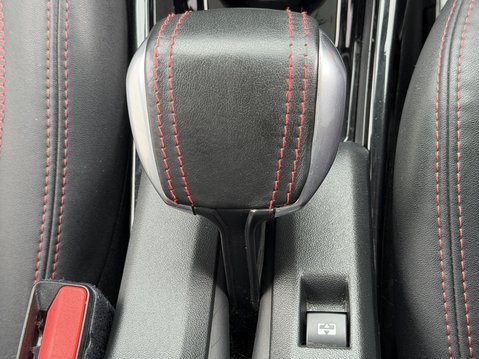 Peugeot 2008 1.2 PureTech 130 GT Line 5dr 32