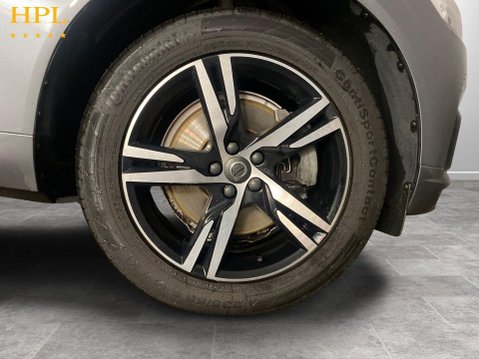 Volvo XC60 2.0 B5 MHEV R-Design SUV 5dr Petrol Hybrid Auto AWD Euro 6 (s/s) (250 ps) 10
