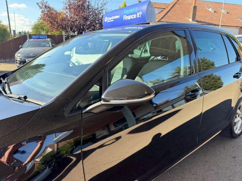 Volkswagen Golf 2.0 TDI BlueMotion Tech GT Euro 5 (s/s) 5dr 31