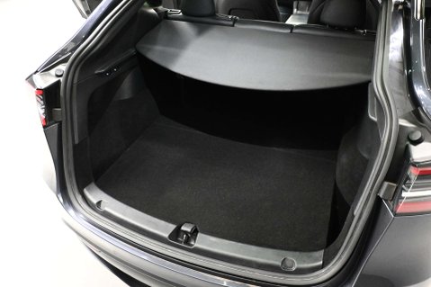 Tesla Model Y Model Y Long Range AWD 4WD 5dr 23
