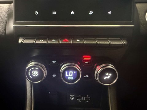 Renault Captur 1.6 Captur Techno E-Tech HEV Auto 5dr 23