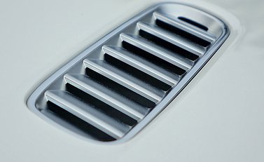 Aston Martin DB9 Volante 8