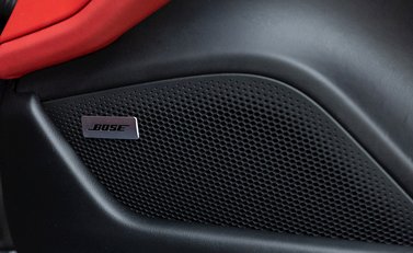 Porsche Taycan Turbo S Cross Turismo 24