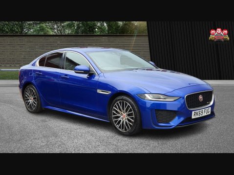 Jaguar XE R-DYNAMIC S 19