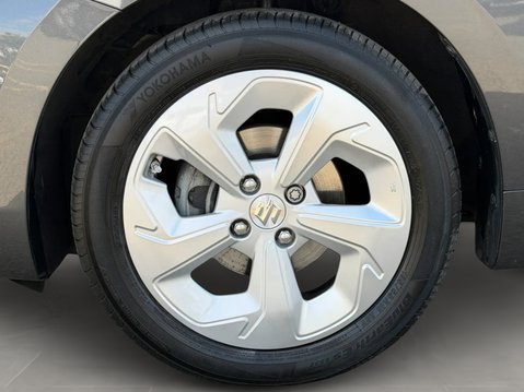 Suzuki Swift 1.2 Mild Hybrid Motion 5dr 14