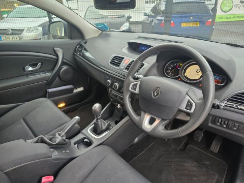 Renault Megane I-MUSIC VVT 9