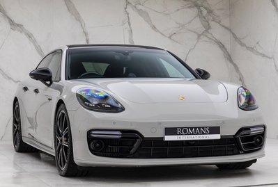 Porsche Panamera Turbo S E-Hybrid Sport Turismo