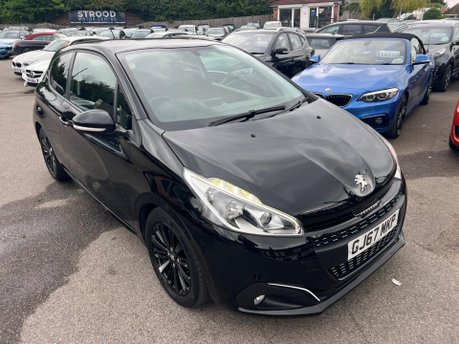 Peugeot 208 1.2 PureTech Black Edition Euro 6 3dr